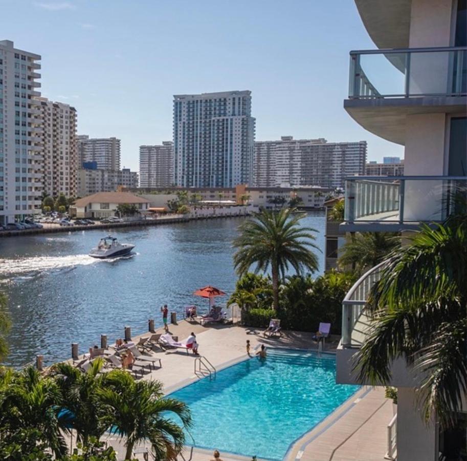 Iconic View - Hotel'S Benefits - Low Rates Hallandale Beach Εξωτερικό φωτογραφία